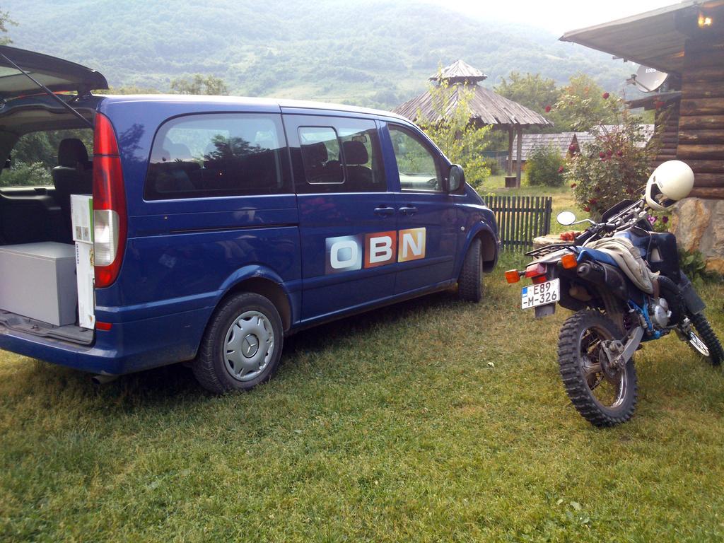Rafting Camp Tara Center Tri Vodenice Bastasi Екстериор снимка