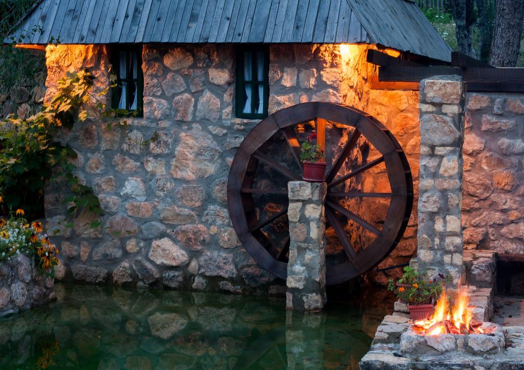 Rafting Camp Tara Center Tri Vodenice Bastasi Екстериор снимка